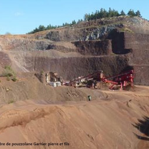 Vue de la carrière de La Garde à Lanthenas